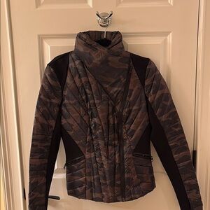 Blanc Noir Camouflage Women's puffer jacket. Size S.